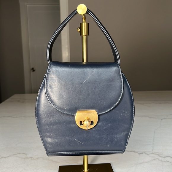 Lord & Taylor Handbags - Lord & Taylor Leather Vintage Purse